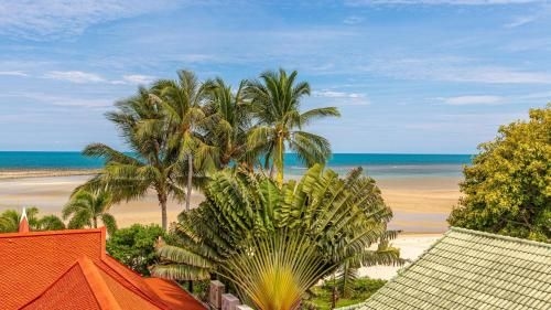 Villa Mima-Beach Access-4BDR-Rooftop0