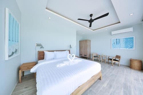 3 Bedroom Plus Infinity Pool Villa with Sea-view