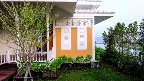 Villa - Beach Front