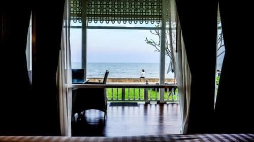 Villa - Beach Front