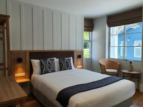Double Room with Private Bathroom