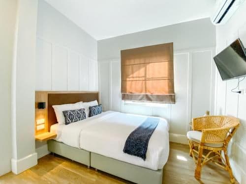 Double Room with Private Bathroom