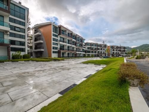 Naithon Beachfront1