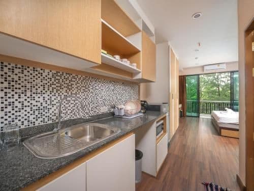 Studio Apartment with Sea View