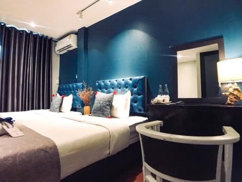 Superior Twin Room with Shared Bathroom
