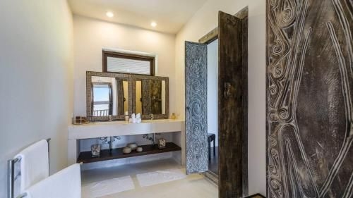 Villa Ubud-2BDR-Near beach-Balinese Style4
