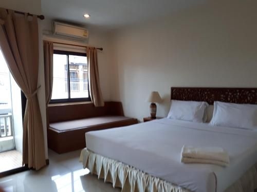 หน้าทอน เรสซิเดนซ์ (Nathon Residence)1