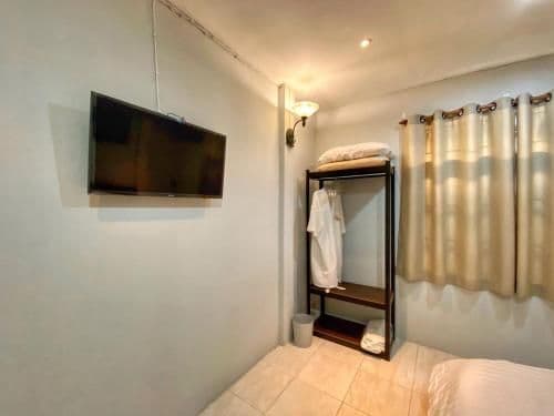 Standard Double Room with Shared Bathroom