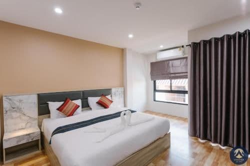 Queen Room with Balcony