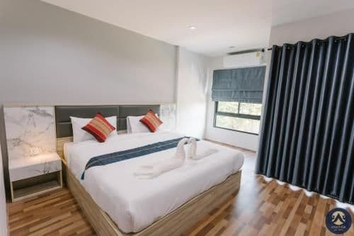 Queen Room with Balcony