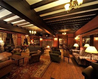 Crerar Deeside Inn0