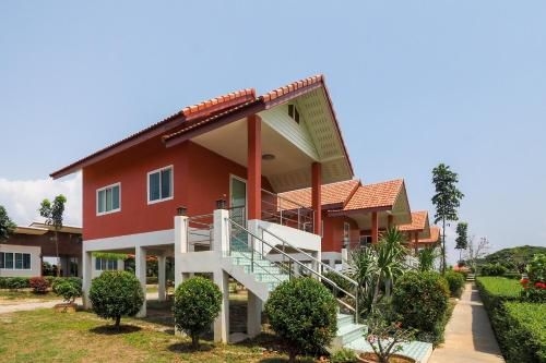 OYO 748 Pada Homestay0