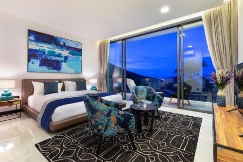 Villa with Sea View
