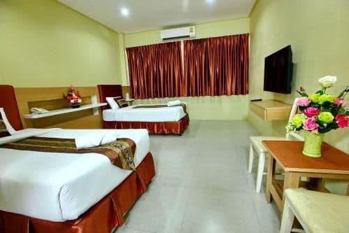Deluxe Double or Twin Room