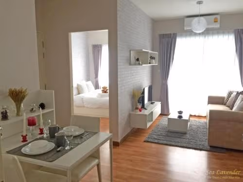 Apartment with Garden View