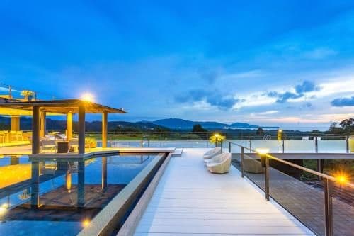 Villa Suriyan 8 Bedroom Layan Seaview Villa. (Butler Service, Beach Shulttle and Breakfast) Villa Suriyan 8 Bedroom Layan Seaview Villa. (Butler Service, Beach Shulttle and Breakfast)
