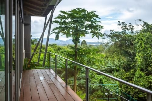 Villa Suriyan 8 Bedroom Layan Seaview Villa. (Butler Service, Beach Shulttle and Breakfast)1