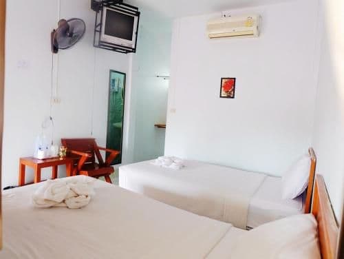 Standard Twin Room