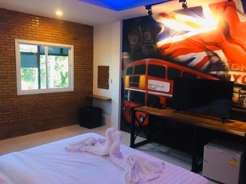 Deluxe King Room