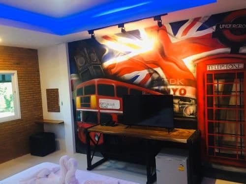 Deluxe King Room