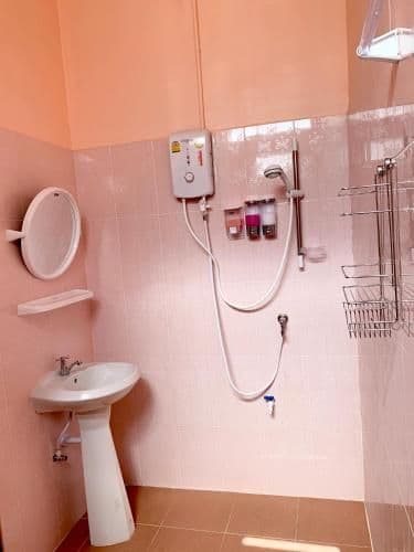 Twin Room with Private Bathroom