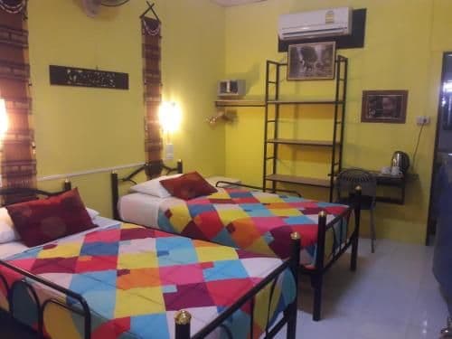 Standard Twin Room