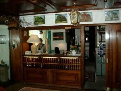 บริสทอล โฮเต็ล (Bristol Hotel)1