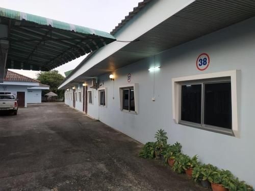 Metro Palace Satun0