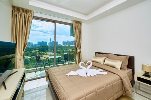 Studio Apartment