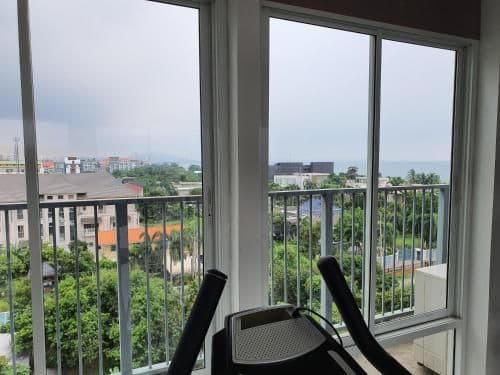 Studio Apartment with Sea View