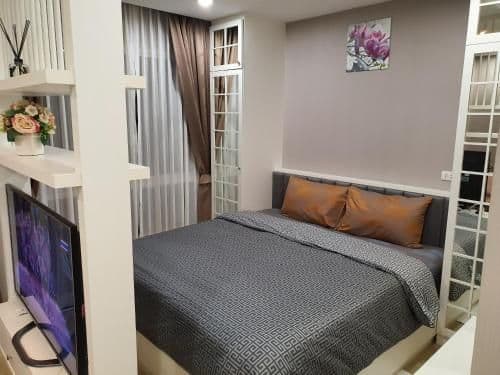 Studio Apartment with Sea View