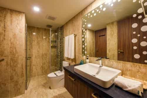 Grand Avenue Condo by Bormon Grand Avenue Condo by Bormon