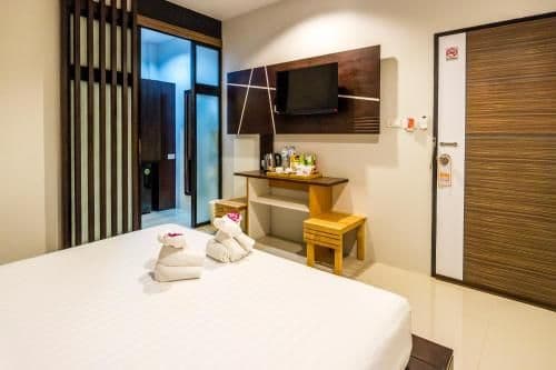 Double Room (No Window)
