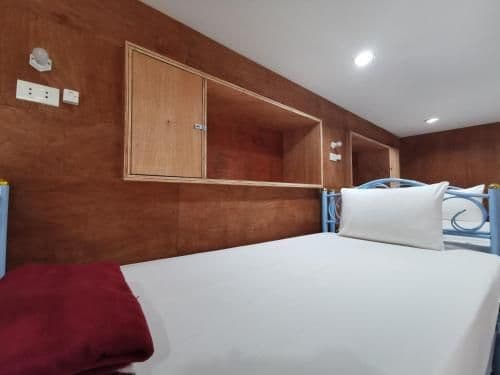 Bed in 10-Bed Mixed Dormitory Room