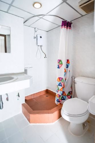 OYO 320 Regent 2002 Guest House near Patong Hospital4