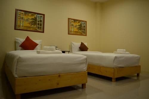 Standard Twin Room