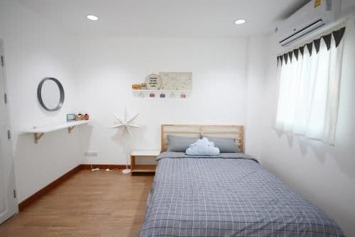 Double Room with Shared Bathroom