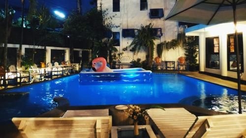 NatLenXI Vacation Hotel0