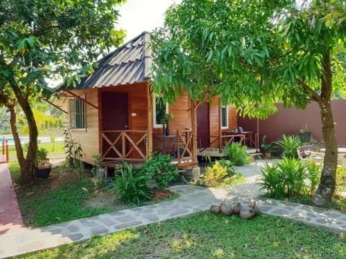 Deluxe Bungalow with Garden View