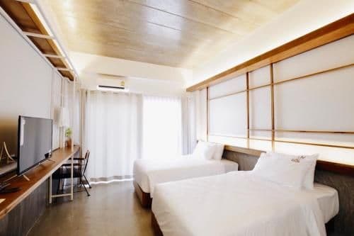Twin Room with City View