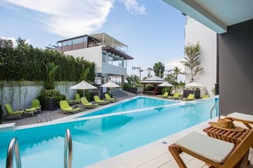 Superior Double or Twin Room with Pool View