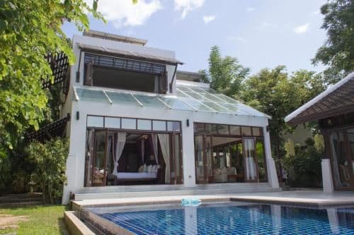 Villa - Beach Front