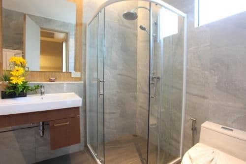 Pool Suite