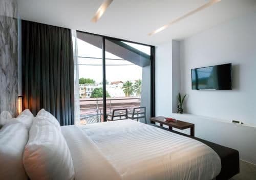 Deluxe Double Room with Bath