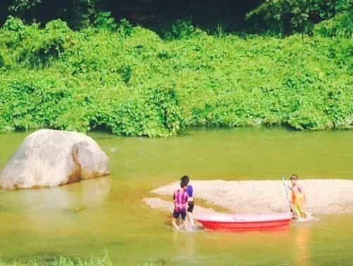 Baan Ruen Rim Nam Baan Ruen Rim Nam