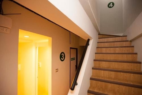Micro Hostel4