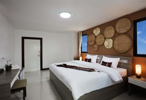 Deluxe King Room