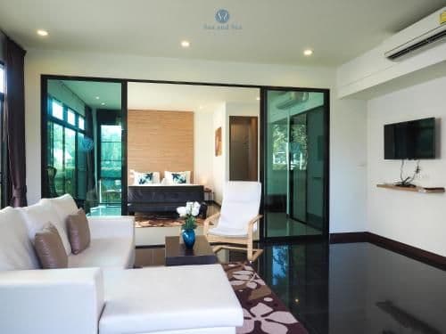 Deluxe King Suite