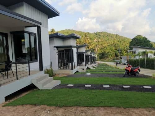 One-Bedroom Villa with Garden Views