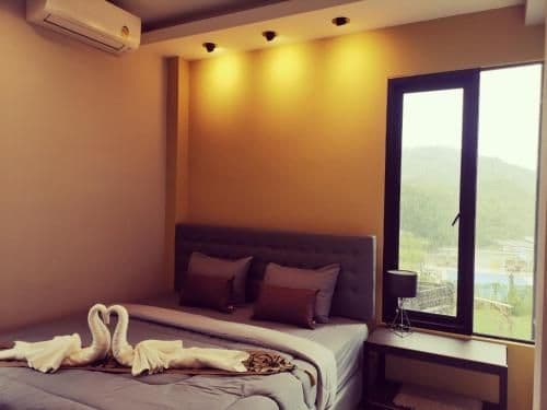 One-Bedroom Villa with Pool view